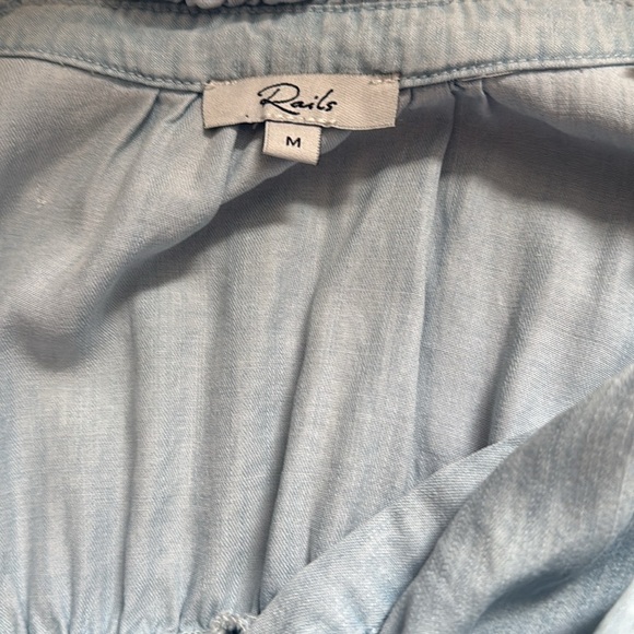 Rails - SHAWNA SMOCKED WAIST CHAMBRAY MINIDRESS IN LIGHT VINTAGE - Medium - Picture 10 of 11